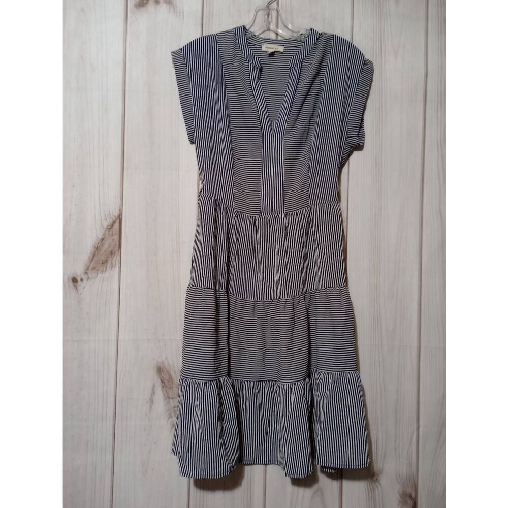 Montaeu Dress Ladies Medium Black White Striped Mini VNeck Light Weight